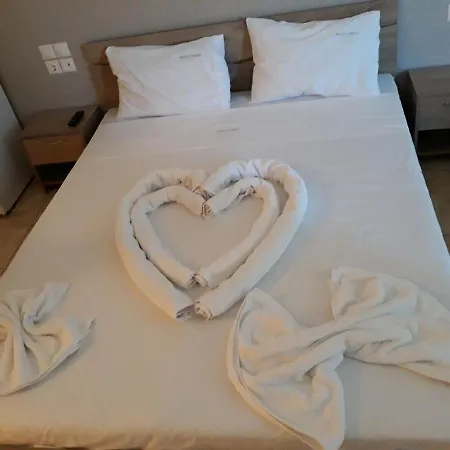Nefeli Beach 4*