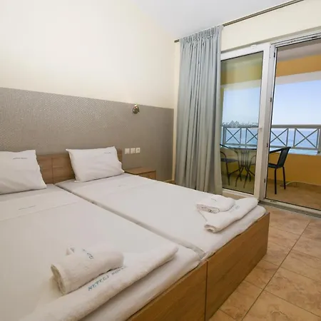 Hotel Nefeli Beach 4*